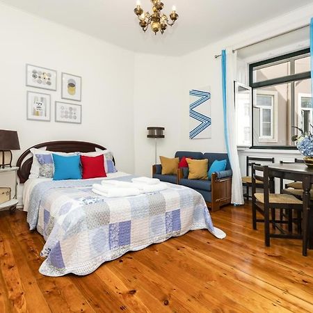 Retro M2 R4 - Lovely Double Room With Shared Bathroom Lisboa Dış mekan fotoğraf