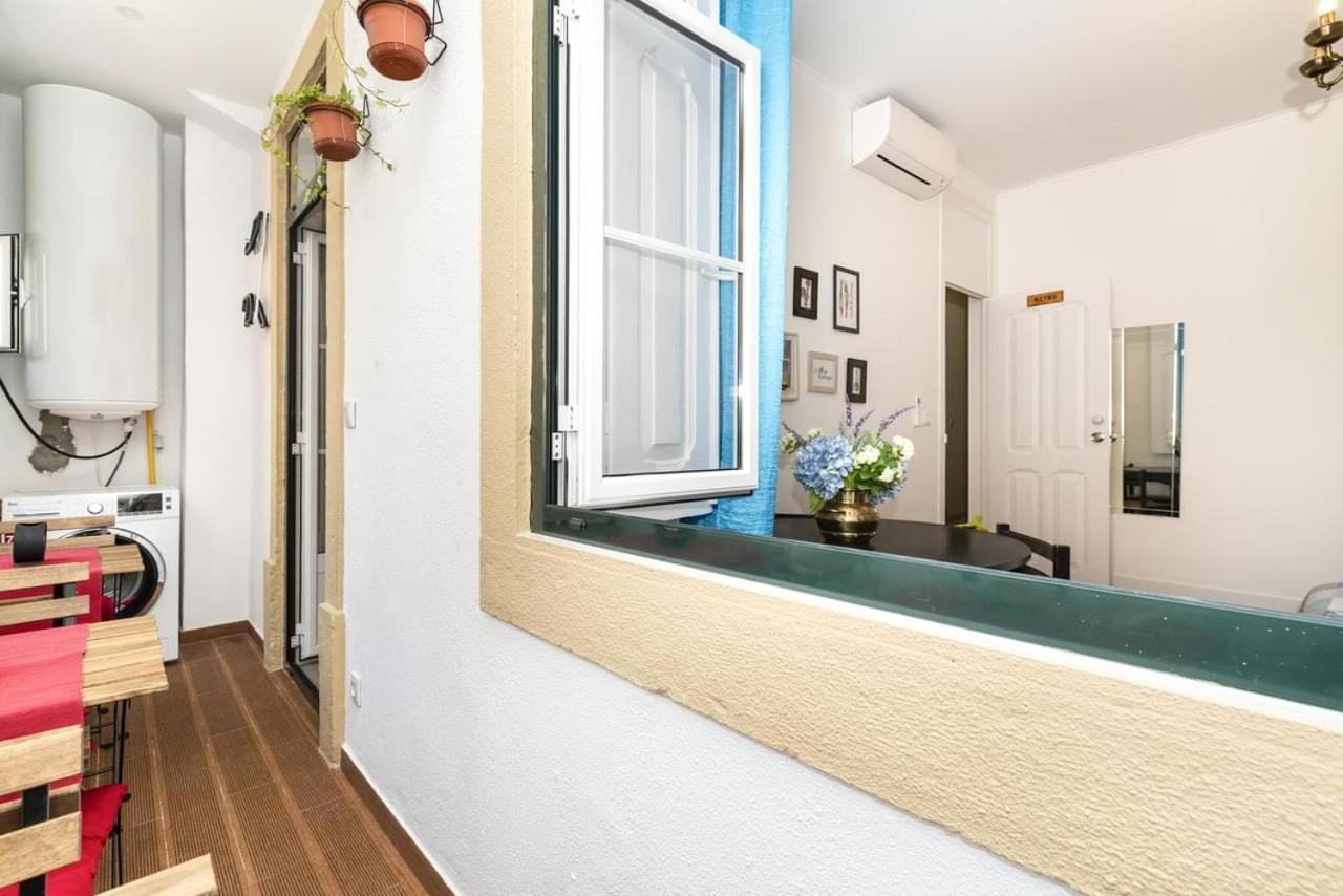 Retro M2 R4 - Lovely Double Room With Shared Bathroom Lisboa Dış mekan fotoğraf