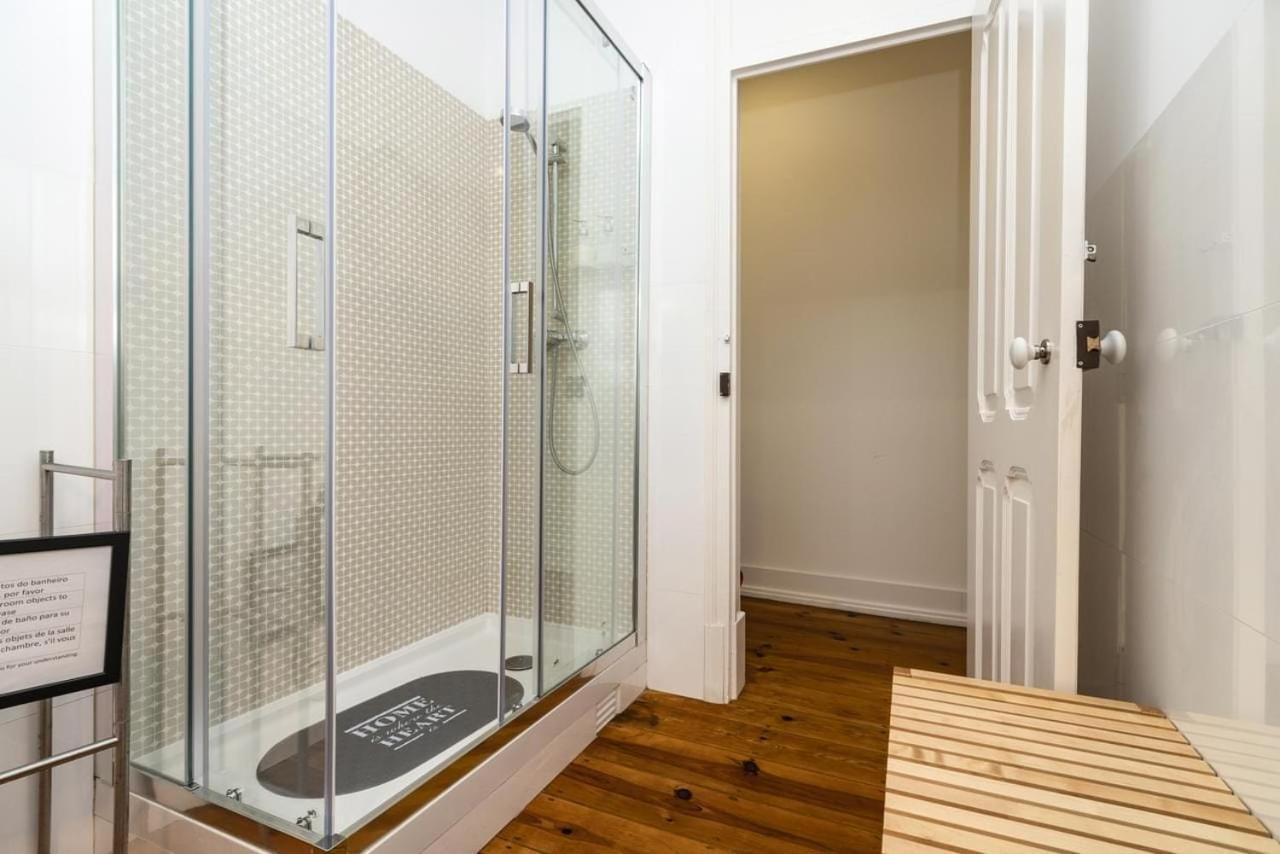 Retro M2 R4 - Lovely Double Room With Shared Bathroom Lisboa Dış mekan fotoğraf